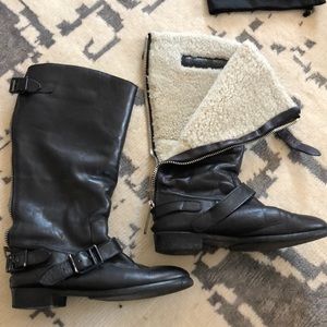 Burberry shearling zip up Moto boots 39.5 fits 39